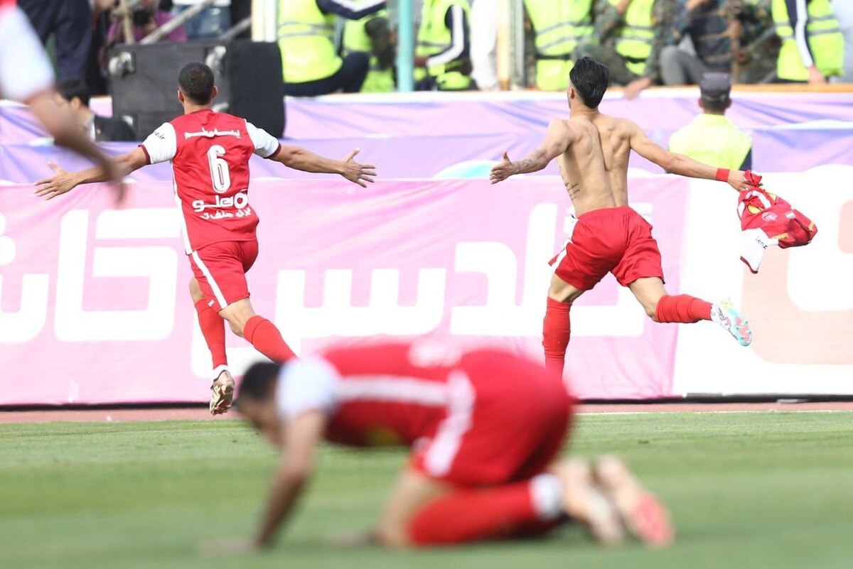 خرید پرحاشیه از استقلال غرامت می‌خواهد