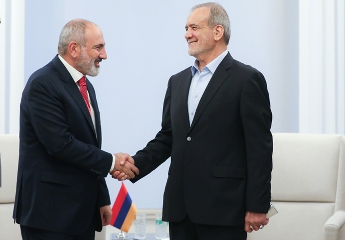 دیدار خصوصی پزشکیان و نخست وزیر ارمنستان