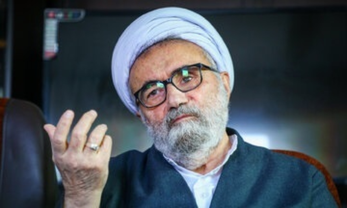 انتقاد مسیح مهاجری از توهین به روحانی و ظریف در صداوسیما
