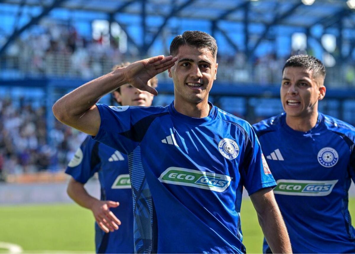 نسخه گزینه استقلال و پرسپولیس پیچیده شد