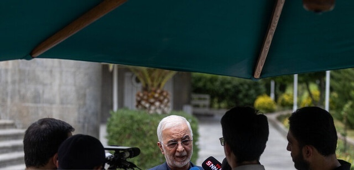 مومنی: تاکنون حدود یک میلیون افغانستانی غیرمجاز به کشور خود بازگشتند