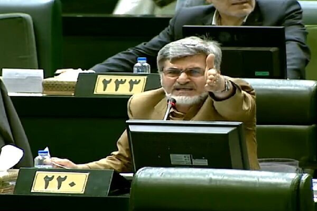 انتقاد کوچک‌زاده از لایحه مقابله با انتشار محتوای خلاف واقع در فضای مجازی