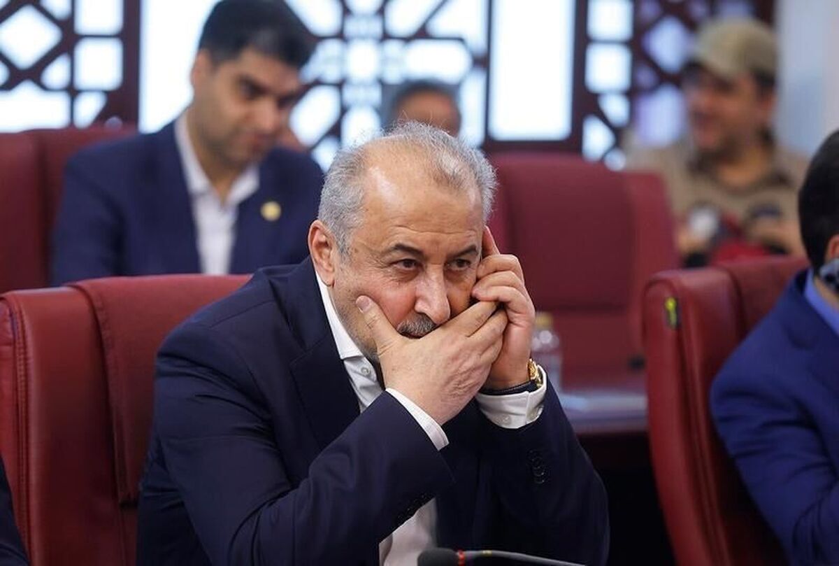 نشست باشگاه پرسپولیس برای بررسی عملکرد درویش و احتمال یک استعفا