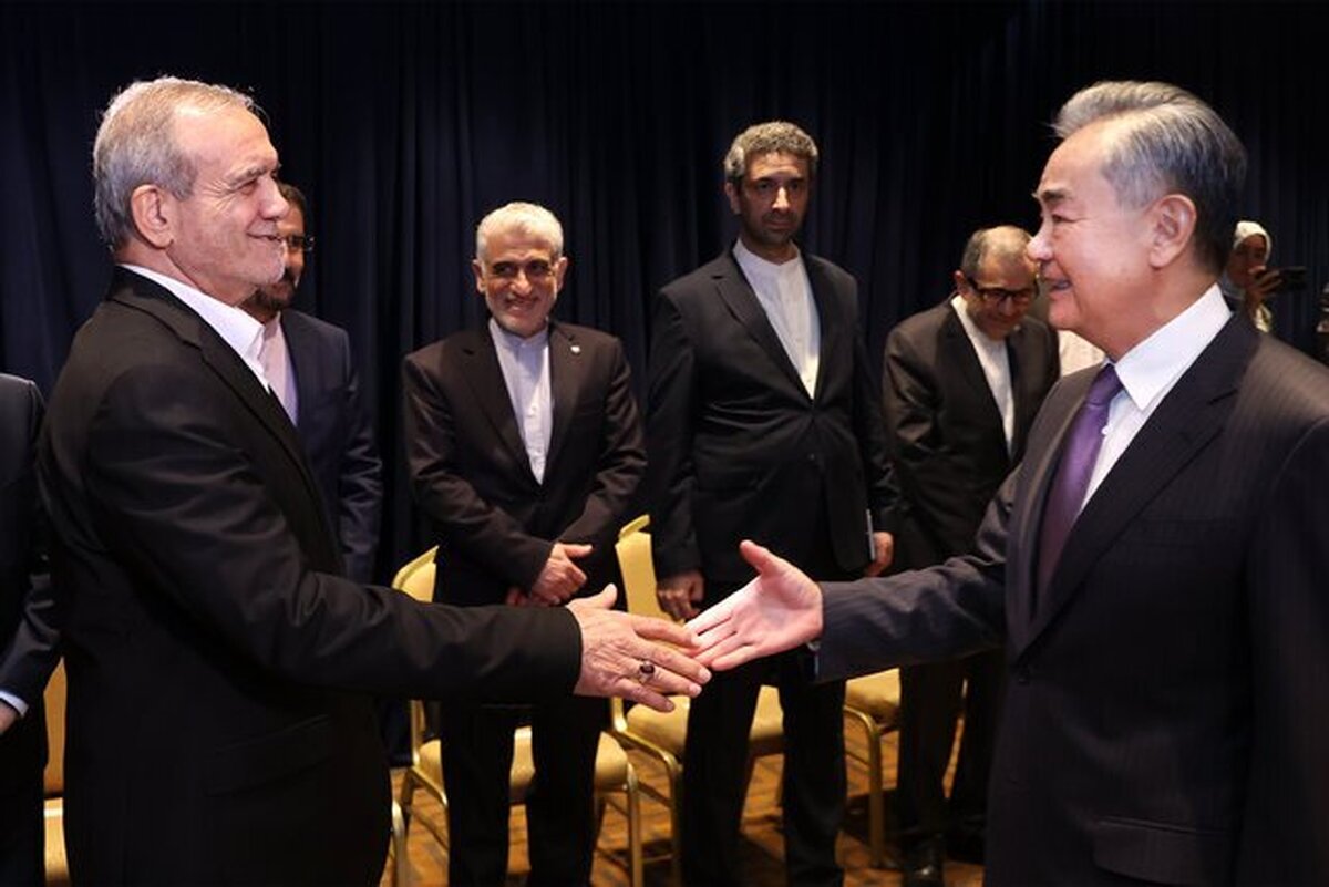 پزشکیان وارد پکن شد