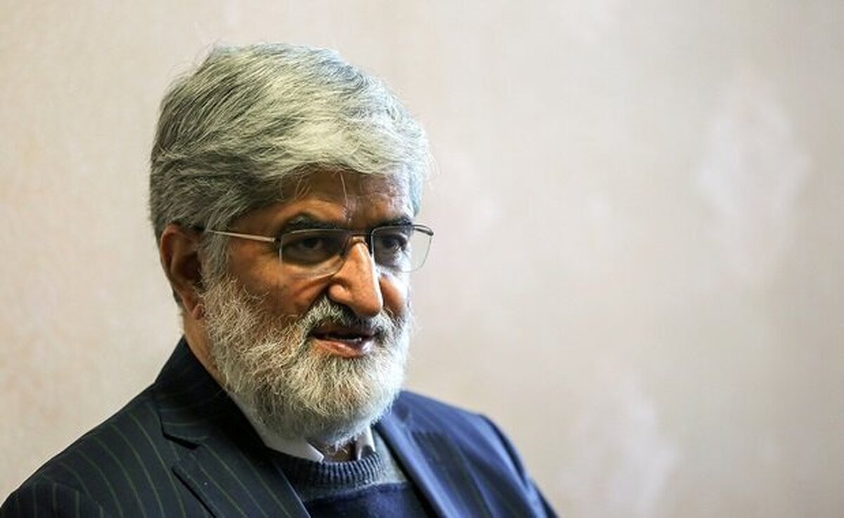 مطهری: روسری را سخت نگیریم، با بیرون گذاشتن ناف چه کنیم؟