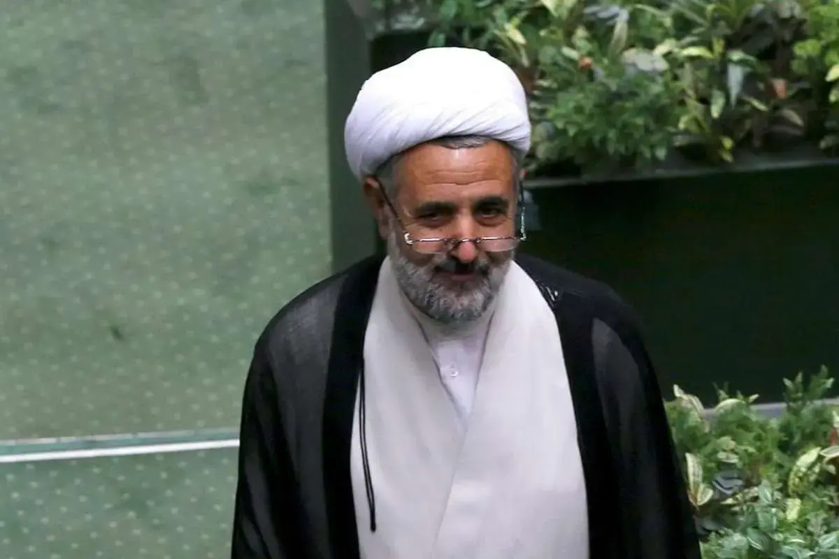 انتقاد ذوالنوری به جلسات سران قوا: همه ما داریم هرز می‌چرخیم!