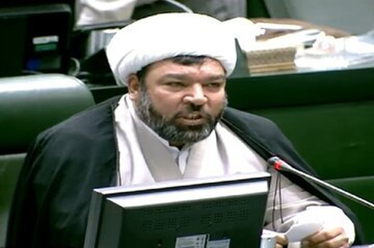 کنایه محمد سبزی به ظریف و دولت روحانی: اگر اسنپ بک برگشته؛ سکه‌های برجامی هم باید برگردد!