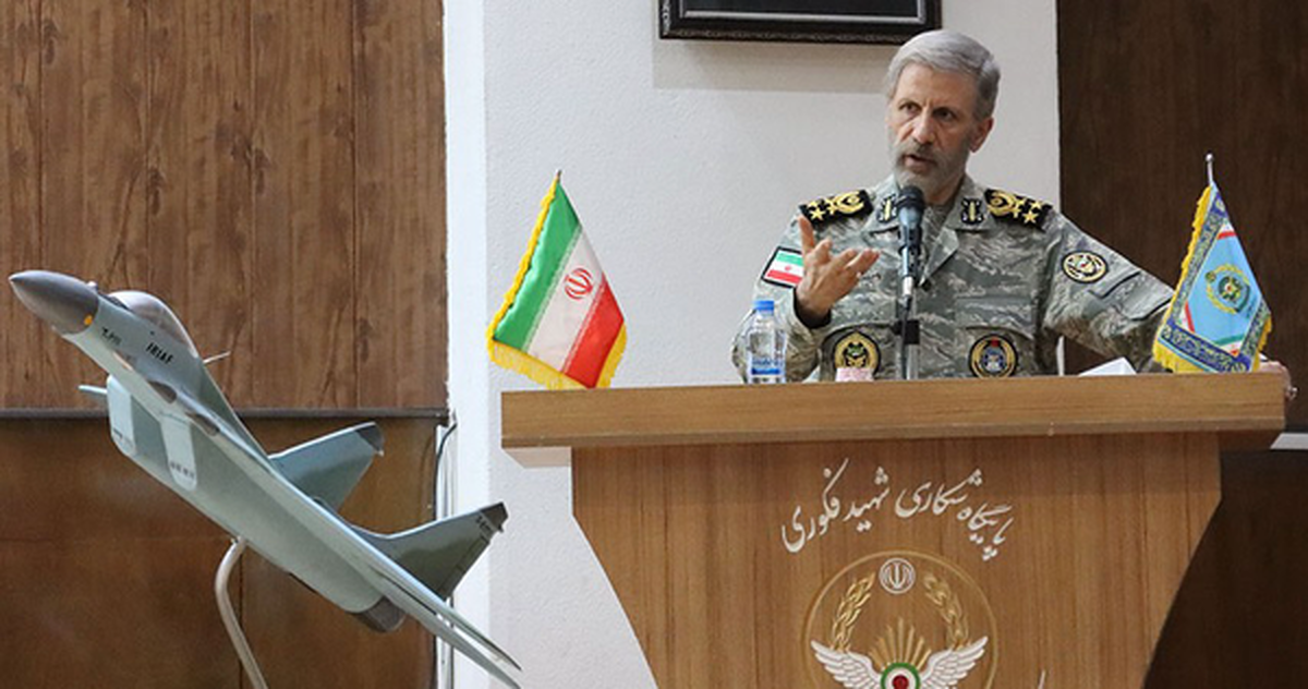 فرمانده ارتش: باید برای جنگیدن آماده بود