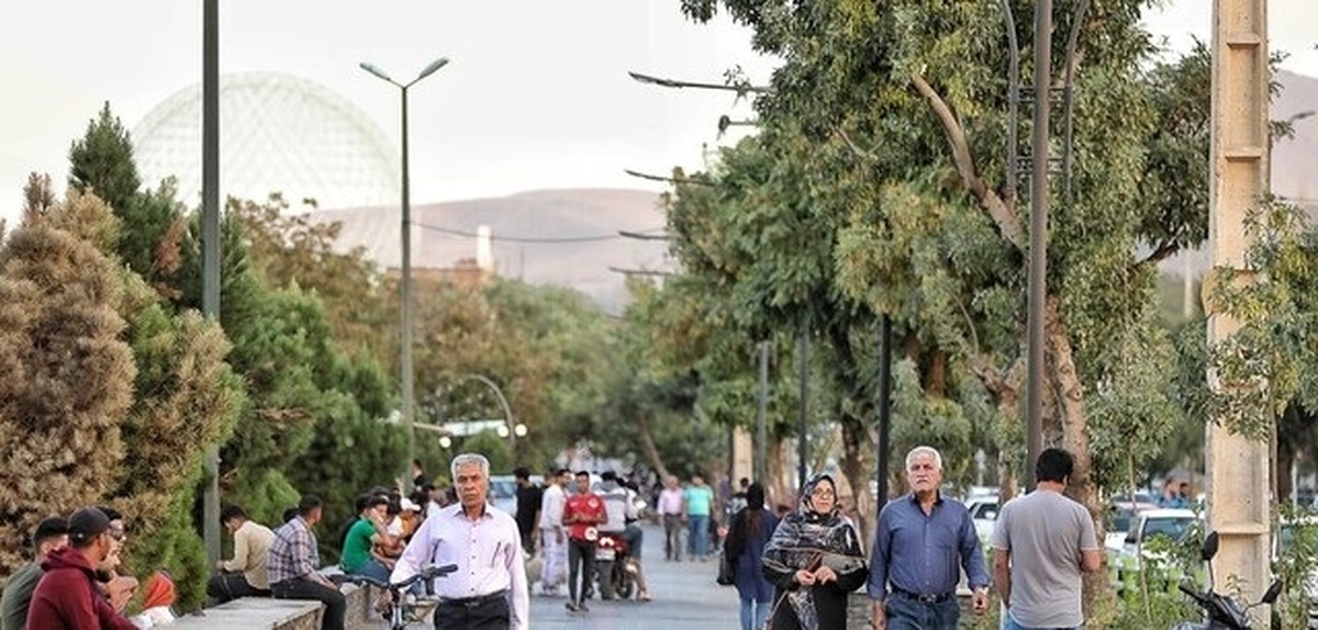 ماندگاری هوای گرم و احتمال گردوخاک در تهران