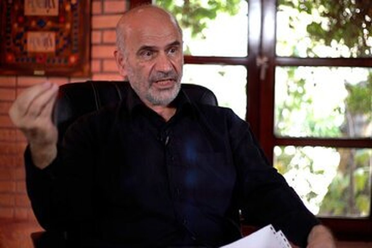 فرشاد مومنی: تنش‌زدایی به معنی تسلیم نیست