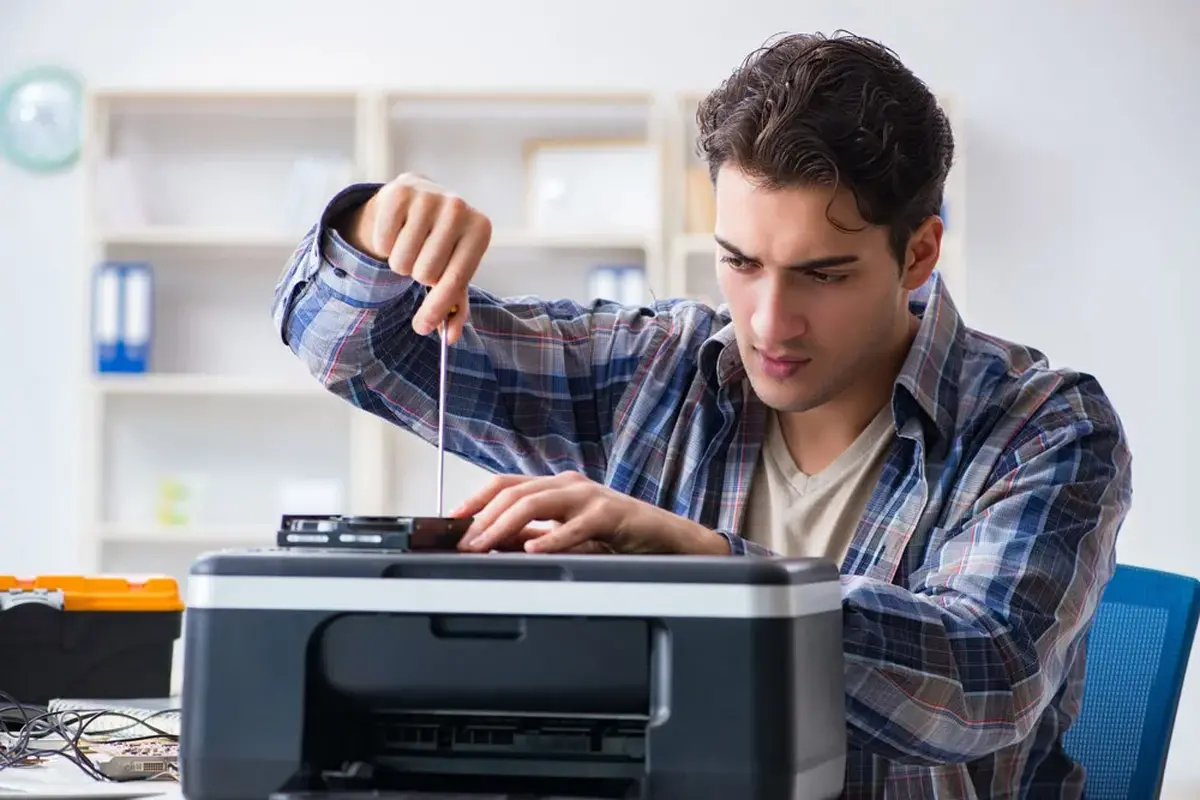 مشکلات رایج پرینترهای لیزری؛ راهکارهای سریع برای عیب‌یابی و رفع پرینتر