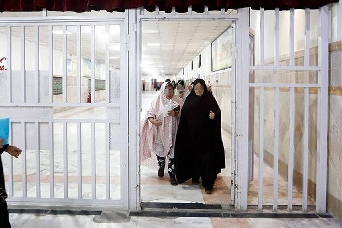 زن ۹۰ ساله از زندان بابل آزاد شد