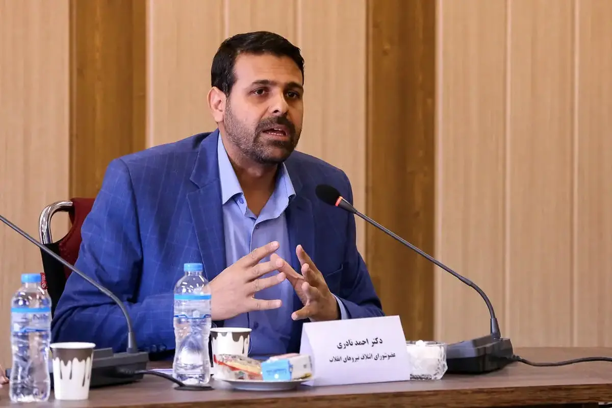 پیشنهاد نماینده مجلس: به سمت ساخت بمب اتمی برویم