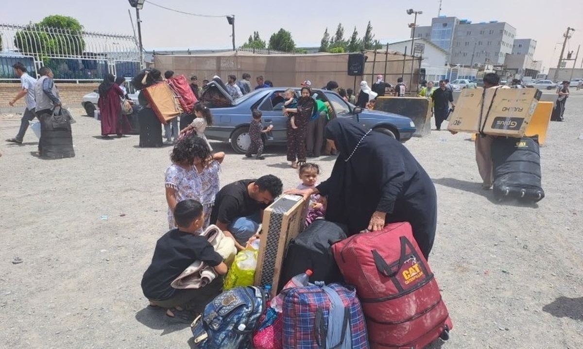 خروج ۹۵۱ هزار افغانستانی از مرز دوغارون
