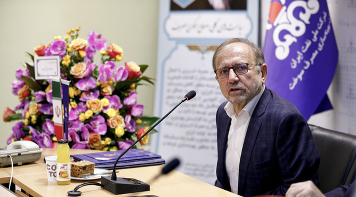 همسر پروانه سلحشوری برکنار شد