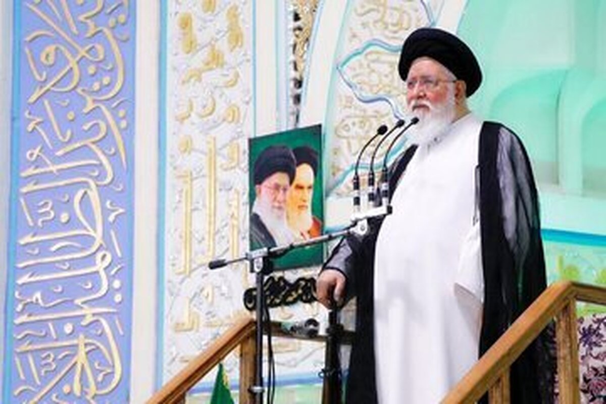 علم‌الهدی: بی‌توجهی به حجاب خدمت به دشمن است/ عده ای ساده لوح ارز و طلا خریدند