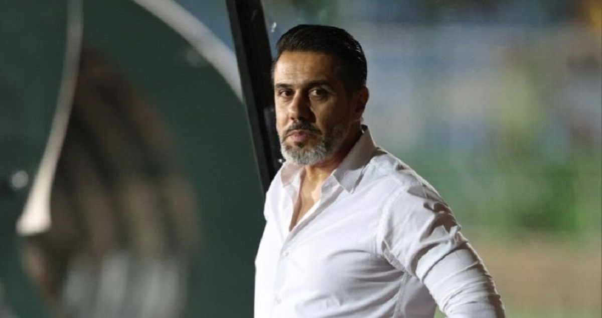 کارگردان سینما تهدید کرد: چرا طاقت شنیدن حرفهای سرپرست پرسپولیس را ندارید؟