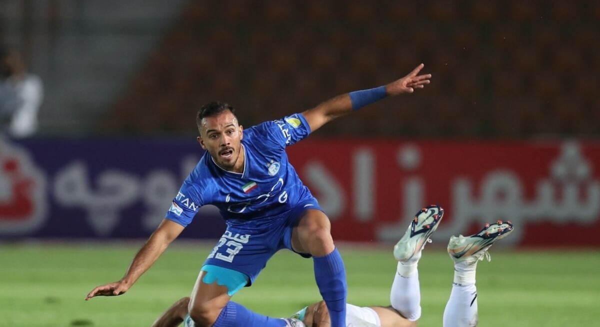 مدافع استقلال به یک رکورد جذاب رسید!