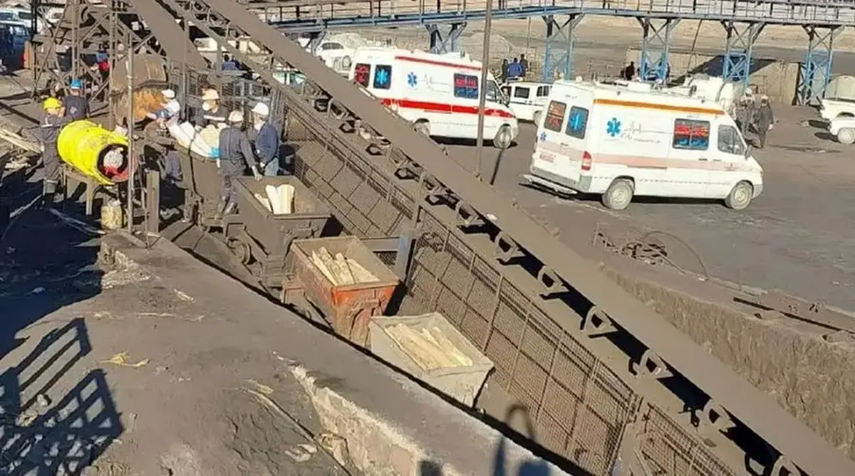 سرنوشت اسفبار مصدومان انفجار معدن طبس با خانه‌نشینی و بیمه بیکاری