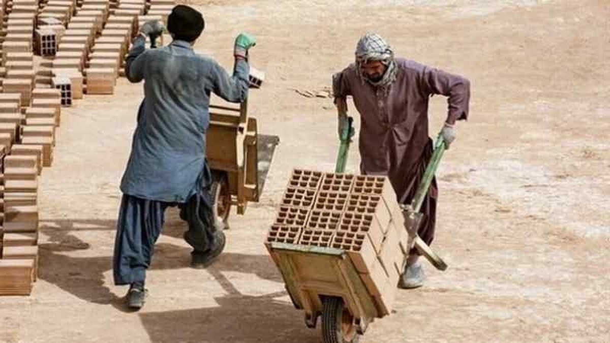 نیروی کار ایرانی به جای اتباع خارجی جایگزین می‌شوند؟