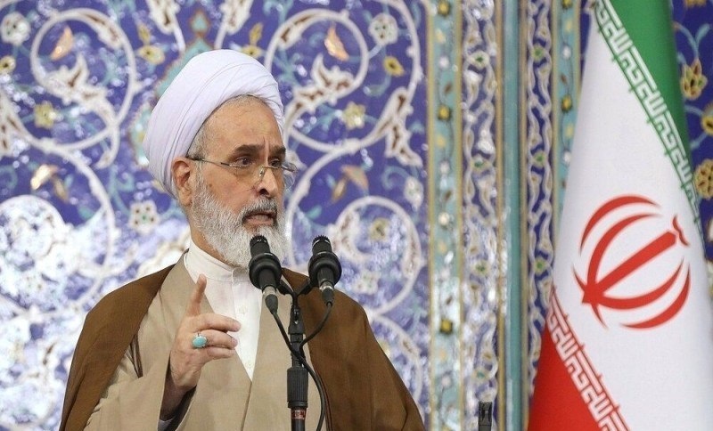 امام جمعه قم: دشمنان میگویند نباید موشک داشته باشید