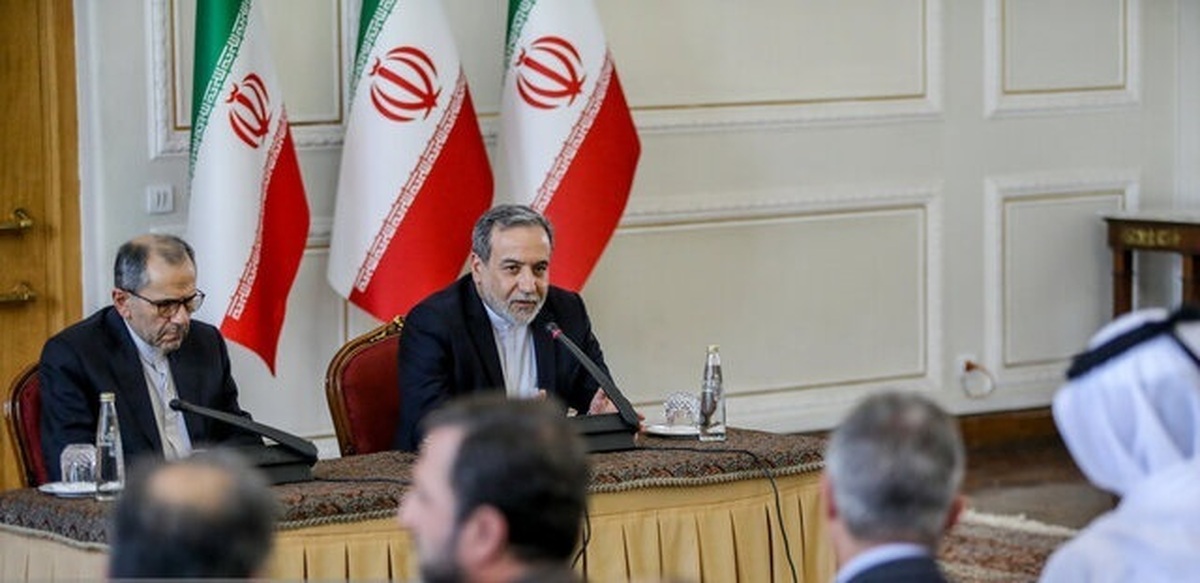 عراقچی: فقط درباره موضوع هسته‌ای با آمریکایی‌ها صحبت داشتیم