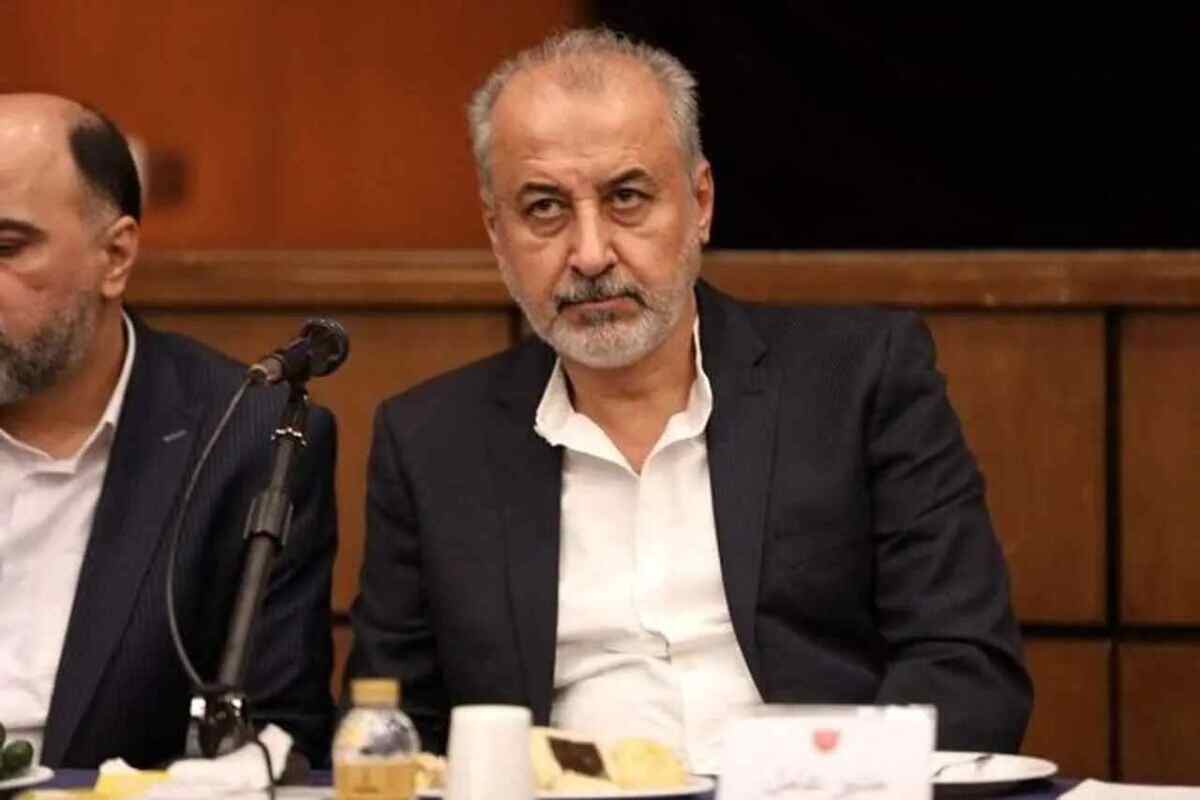 رضا درویش: استعفا نمی‌دهم؛ با قدرت به کارم ادامه خواهم داد