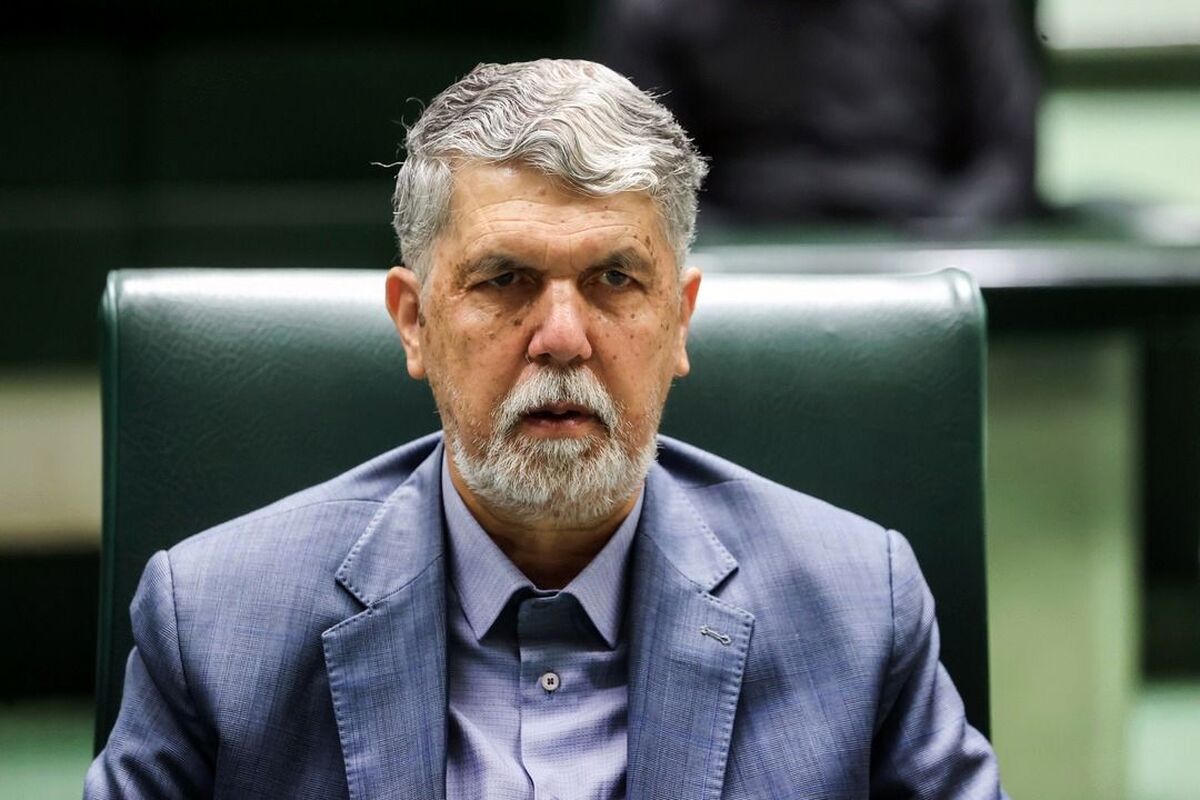وزیر ارشاد: با همایون شجریان گفت‌و‌گو خواهیم کرد