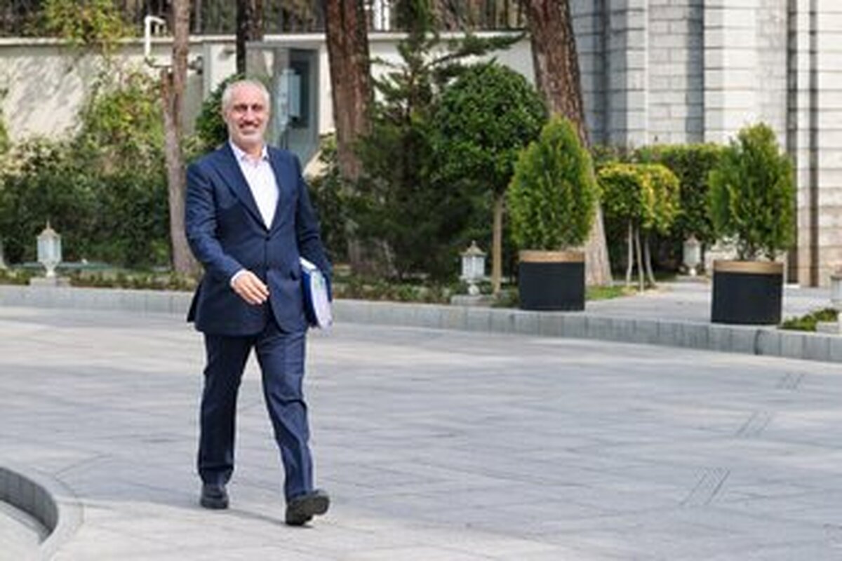 توضیحات رئیس سازمان برنامه و بودجه درباره قطع بودجه نهاد‌های خاص