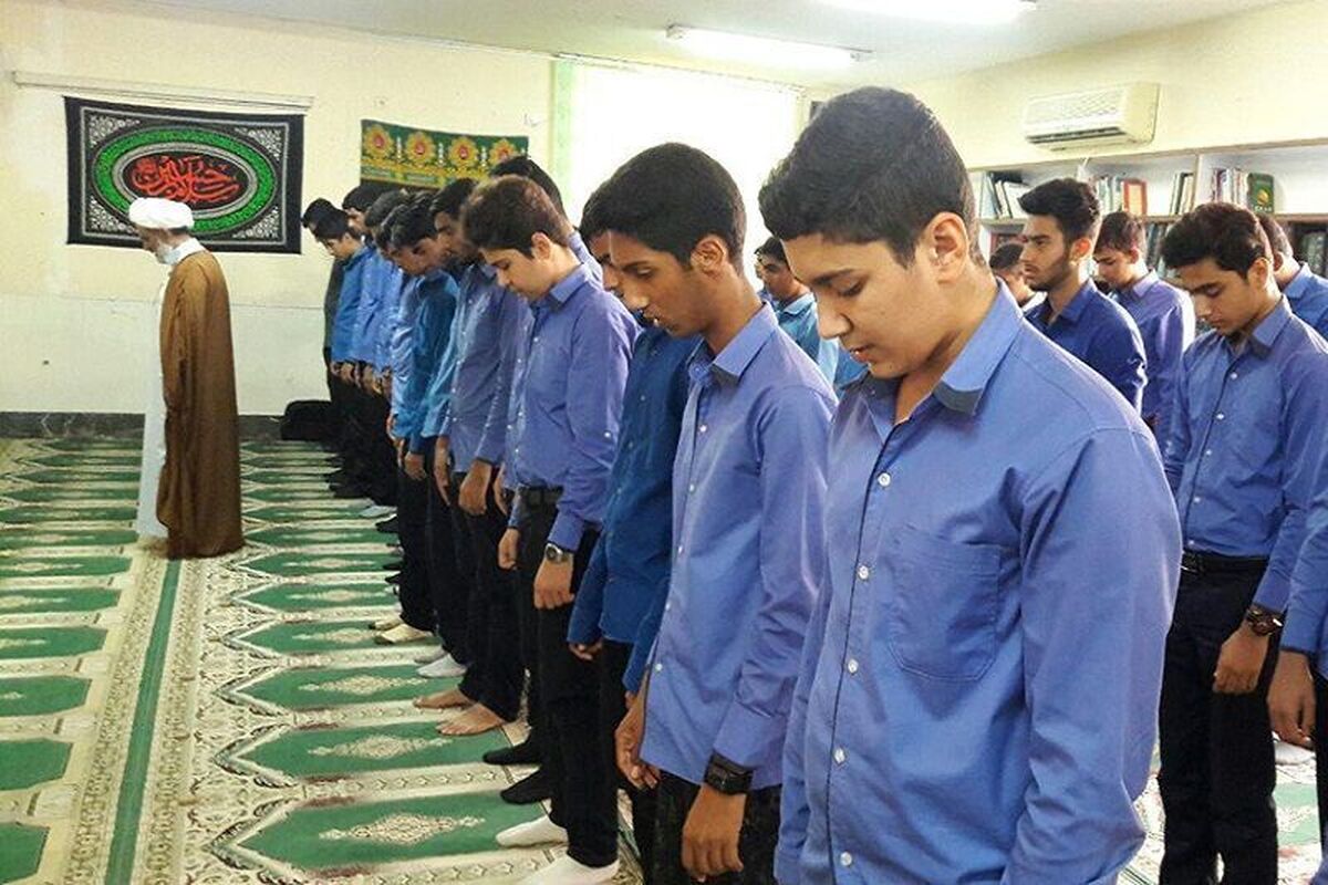 اقامه نماز در مدارس، در دستور کار