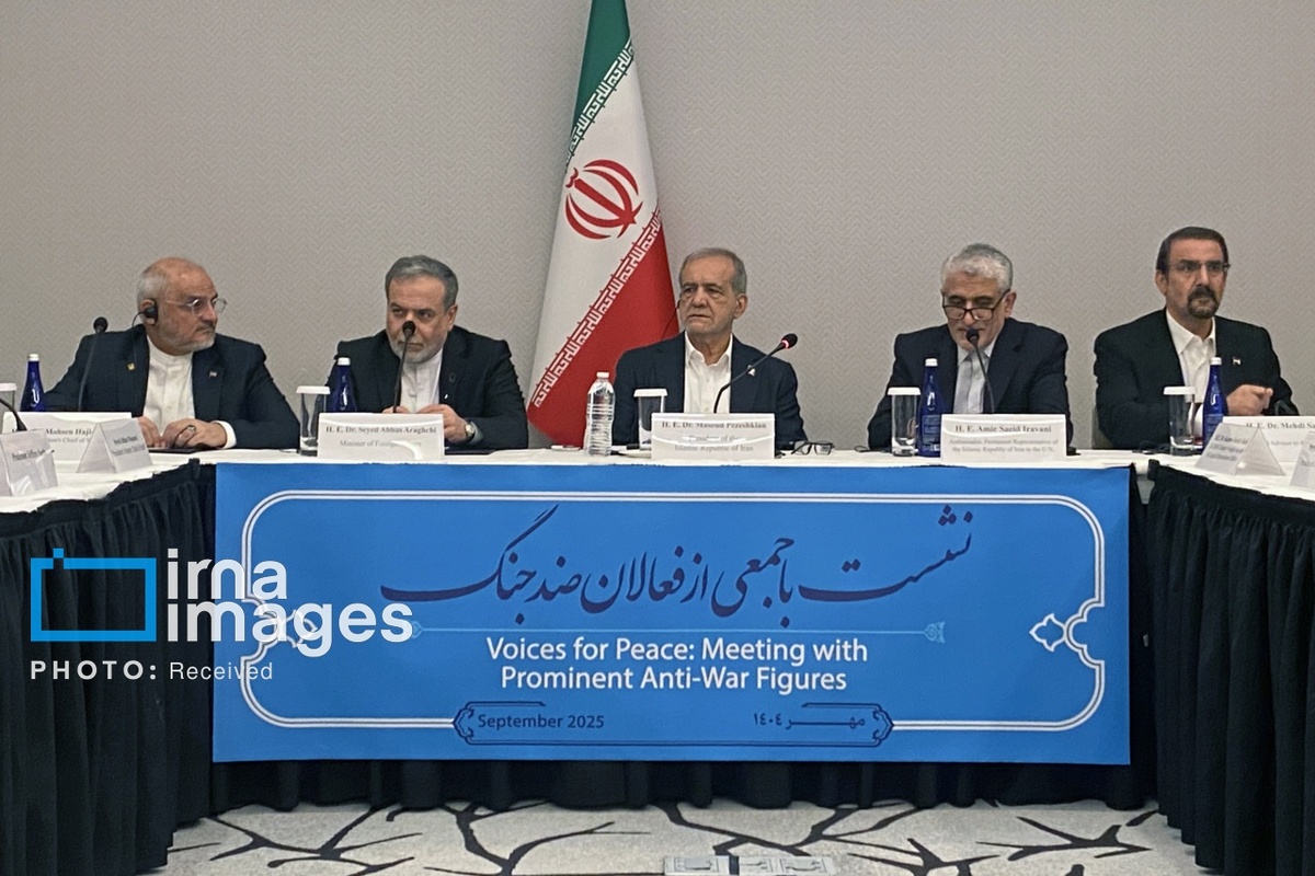 دیدار نمایندگان ضد جنگ در آمریکا با پزشکیان