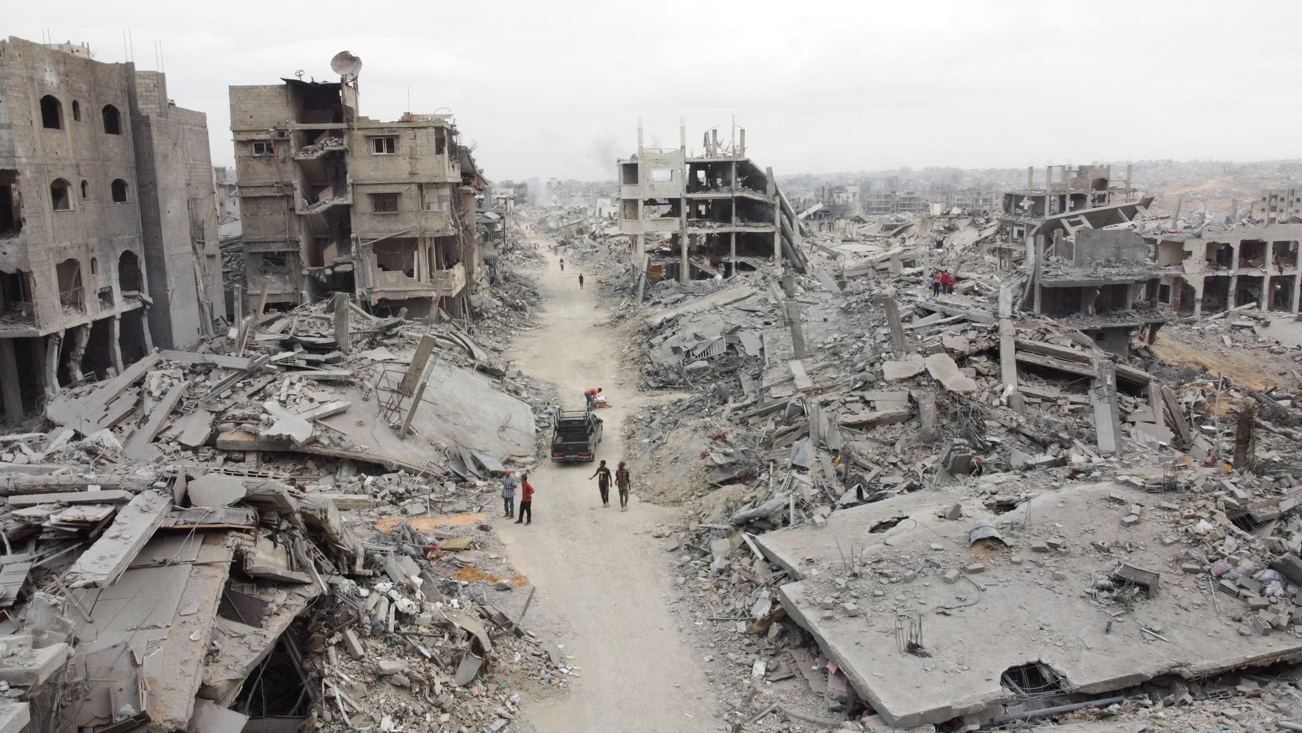 از بازگشت آوارگان فلسطینی تا ورود کامیون های حامل کمکها؛ در غزه بعد از آتش بس چه خبر است؟ از بازگشت آوارگان فلسطینی تا ورود کامیون های حامل کمکها؛ در غزه بعد از آتش بس چه خبر است؟