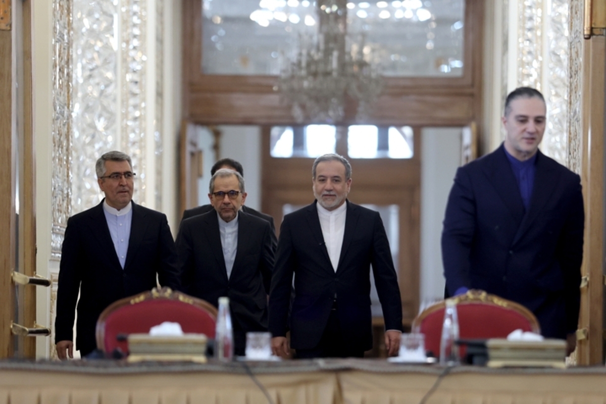 ایران آماده مذاکره با آمریکا می شود؟