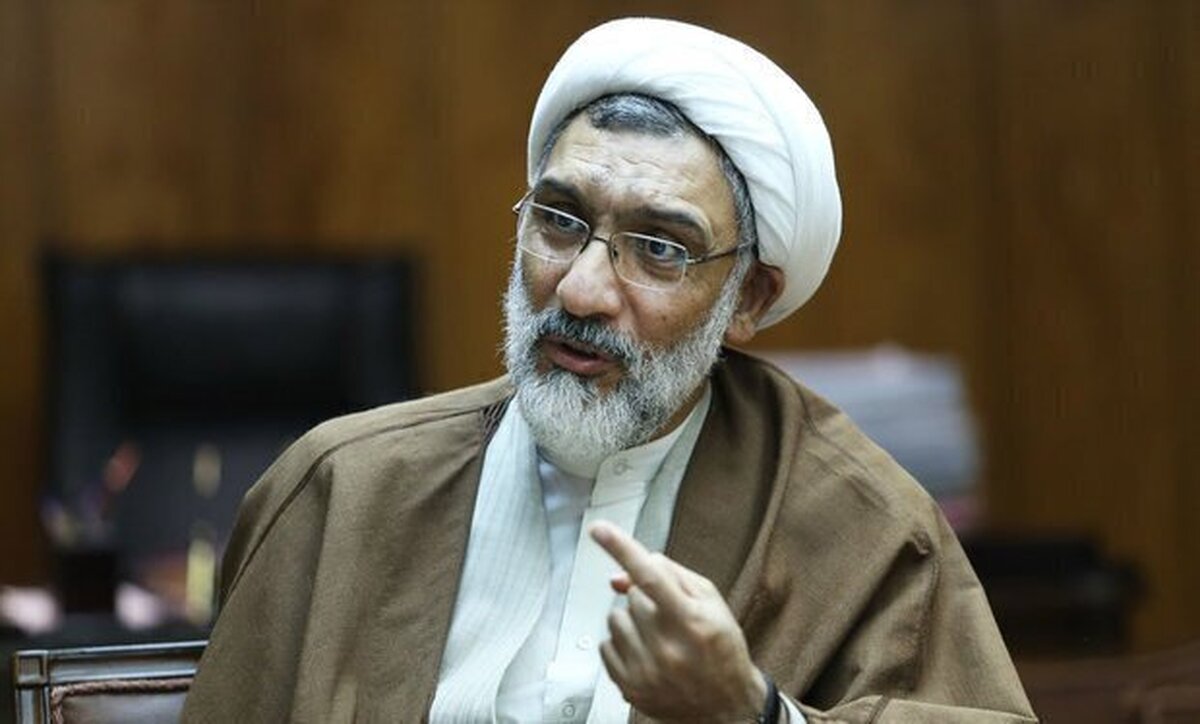 مصطفی پورمحمدی: بخشی از جامعه ایران، سکولار و لیبرال است