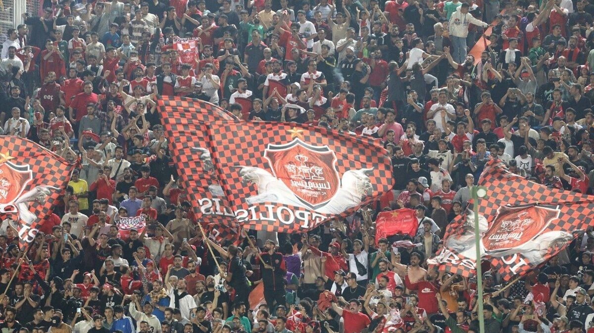 فحاشی با بلندگو ۱۱۰،۰۰۰،۰۰۰ تومان برای پرسپولیس آب خورد!