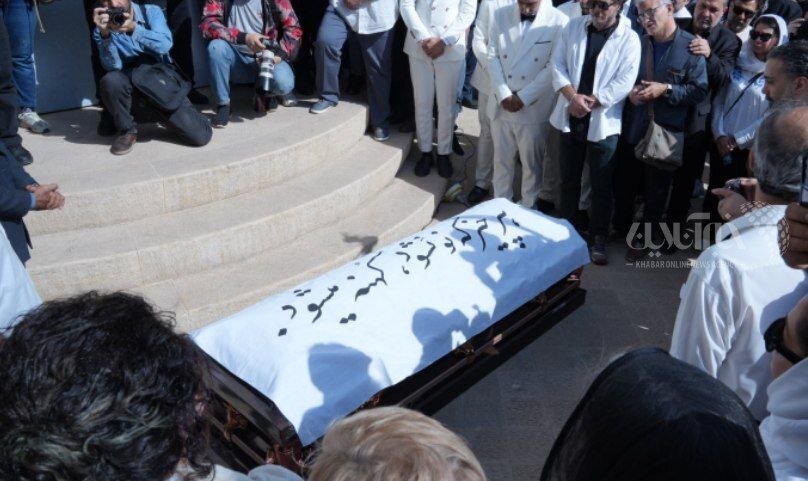 عکس/ نوشته روی تابوت ناصر تقوایی