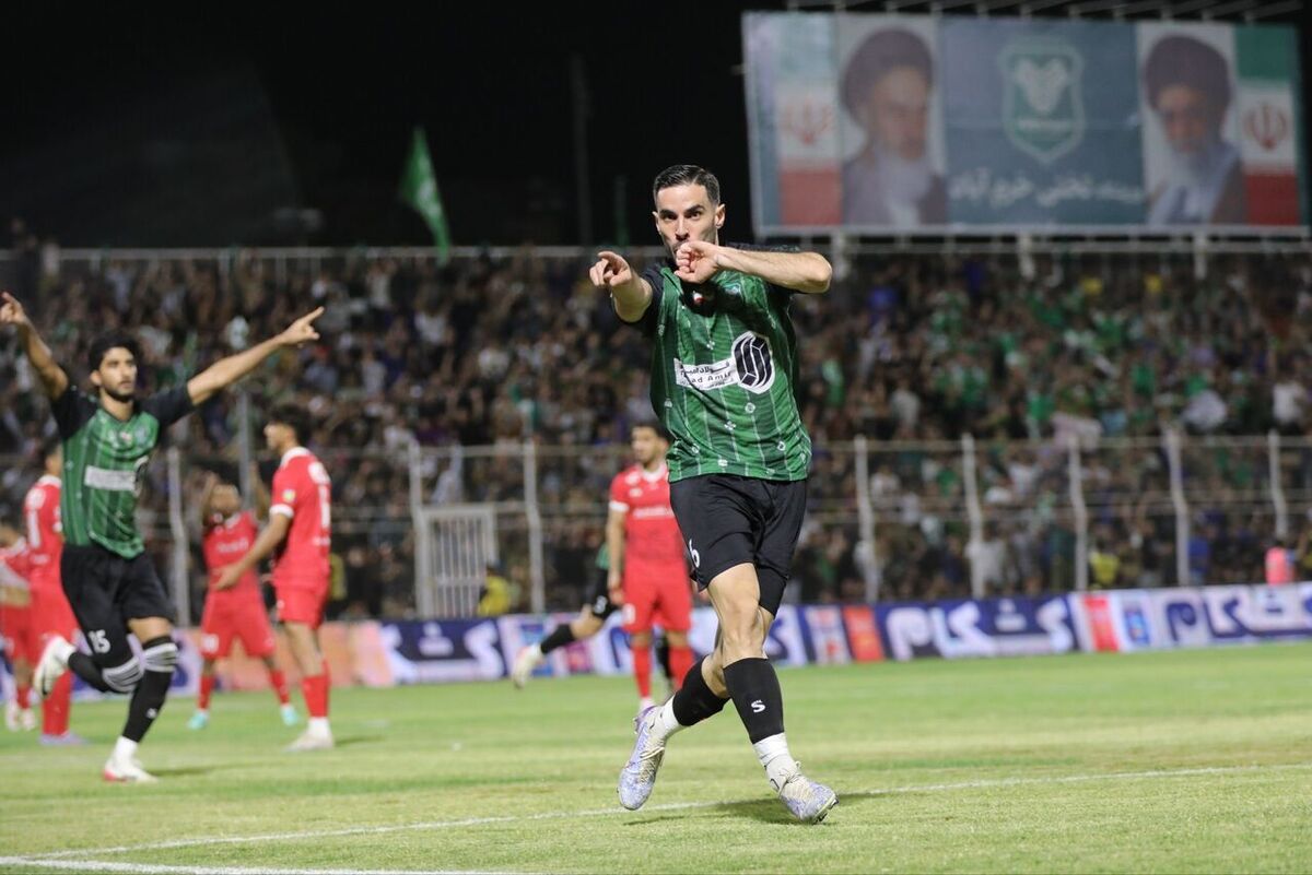 شکست پرسپولیس مقابل خیبر / هاشمیان در بحران