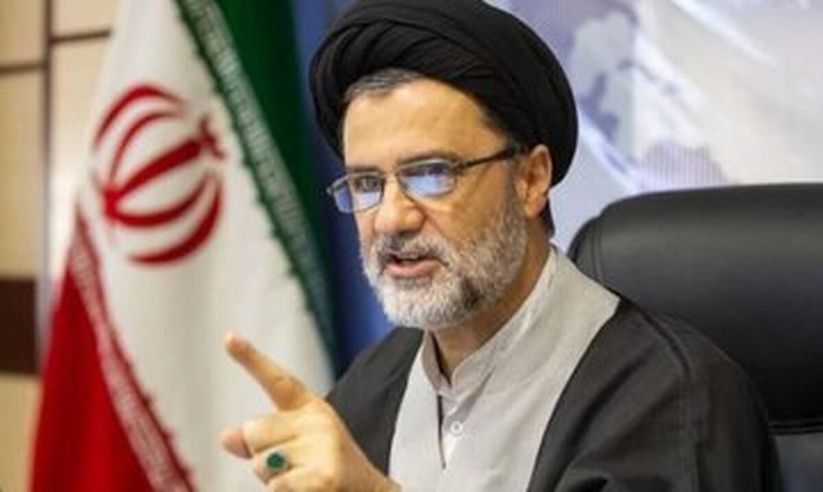 نبویان: آمریکا می‌گوید ایران نفت دارد و دیگر نیاز به صنعت هسته‌ای ندارد/ پس با این شرایط آمریکا هم نباید هسته ای داشته باشد!