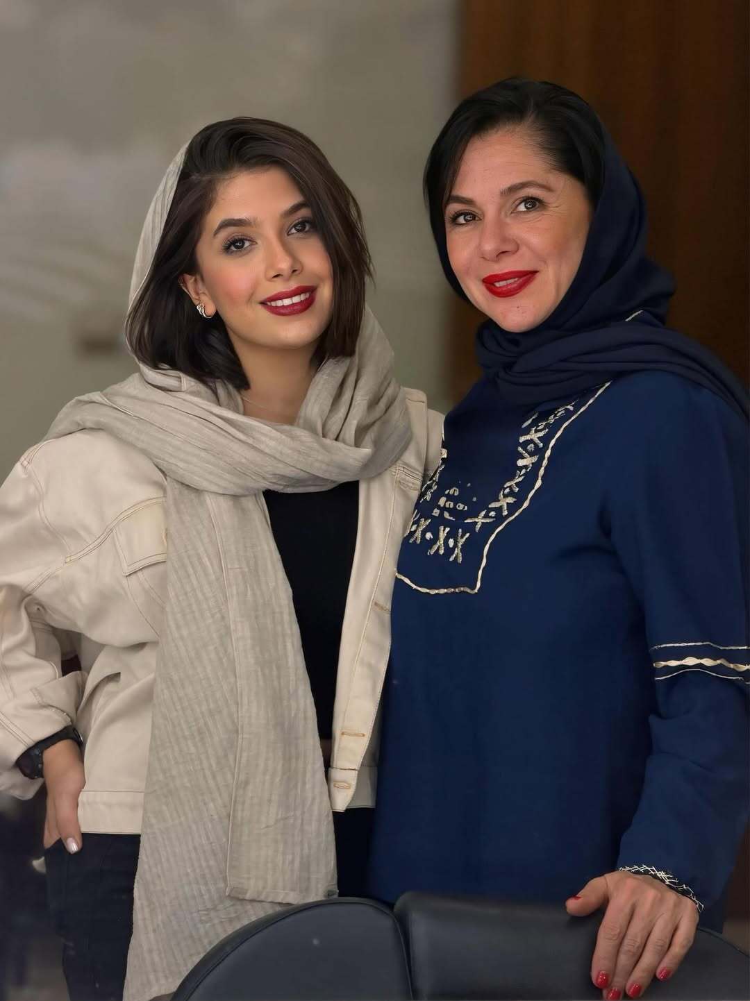 قاب مادر دختریِ نفس بازغی و مستانه مهاجر