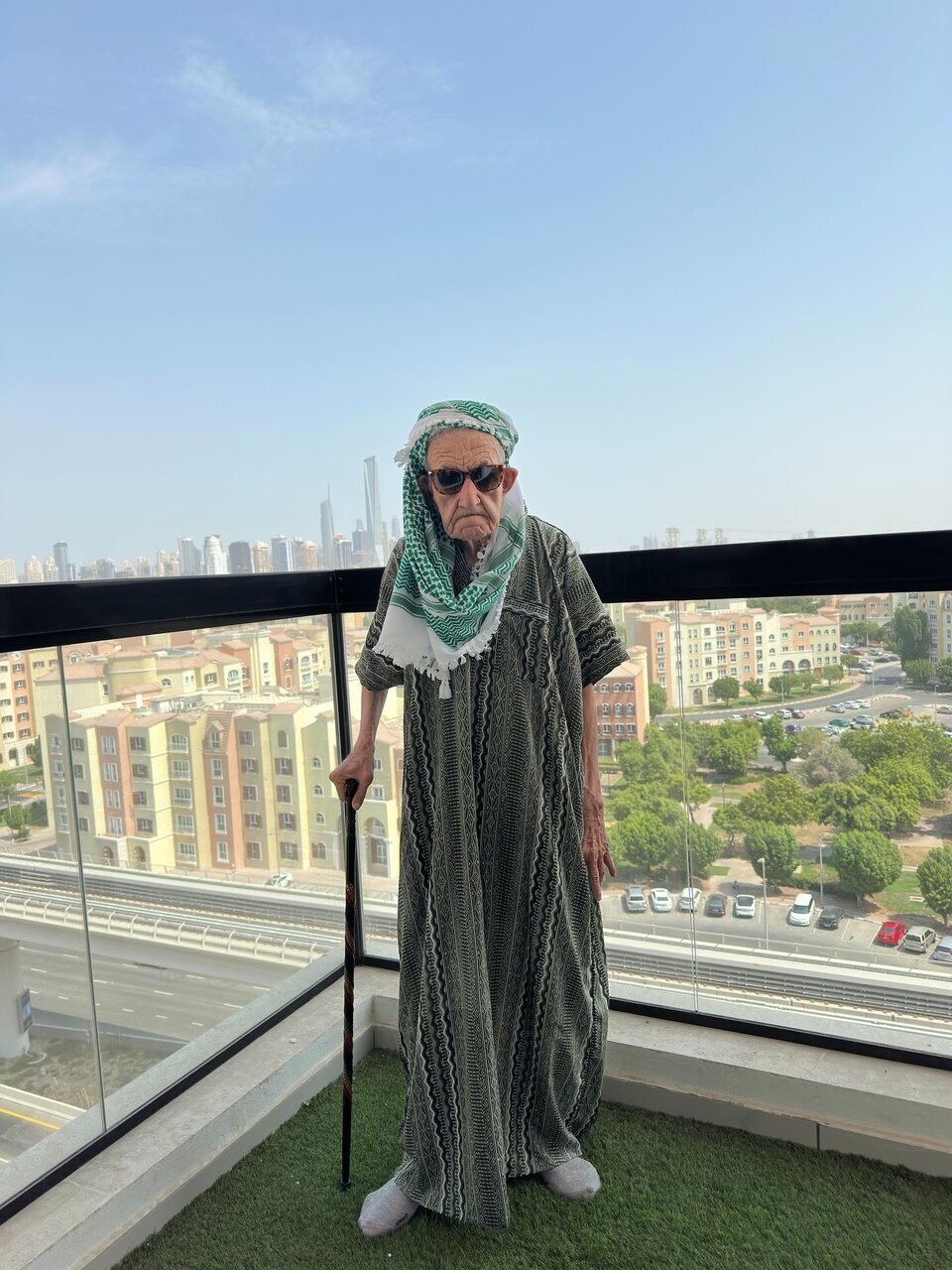 عکس/ ماجرای مهاجرت اردشیر کاظمی بازیگر مسن و محبوب سینمای ایران به دوبی