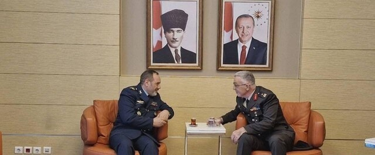 وزیر دفاع ایران به ترکیه سفر کرد