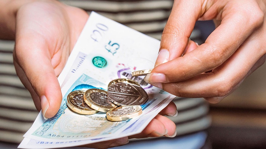 تمکن مالی ویزای کانادا