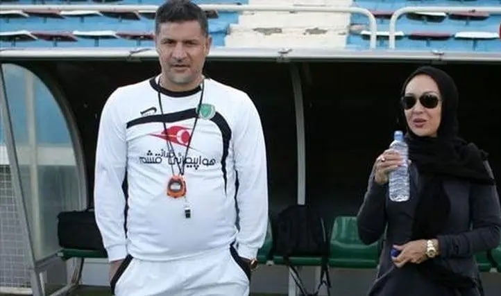 نیکی کریمی در کنار علی دایی روی نیکمت نیکی کریمی در کنار علی دایی روی نیکمت