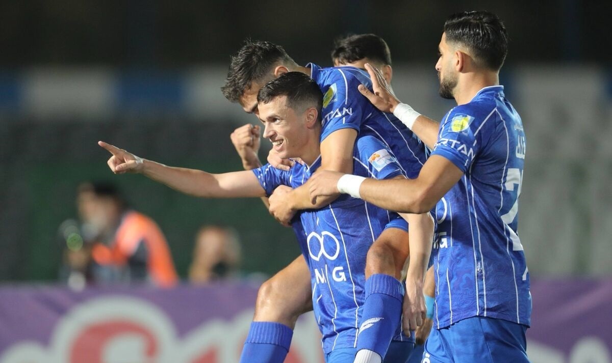 یاسر آسانی مشتری جدید پیدا کرد؛ آلبانیایی‌ها امتیاز استقلال را خریدند!