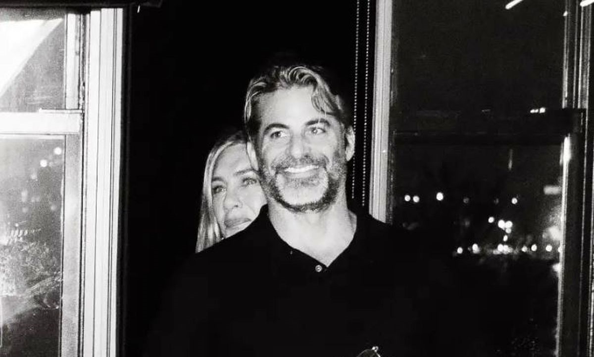 رابطه عاشقانه جنیفر آنیستون ستاره سینما رسمی شد