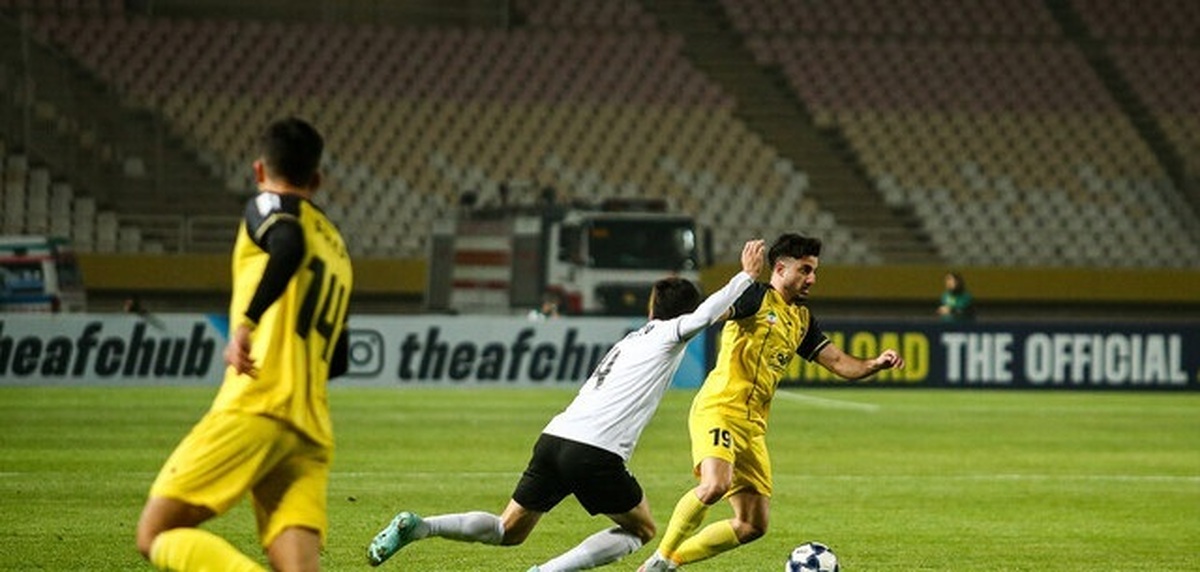 سپاهان از شکست برابر آخال فرار کرد