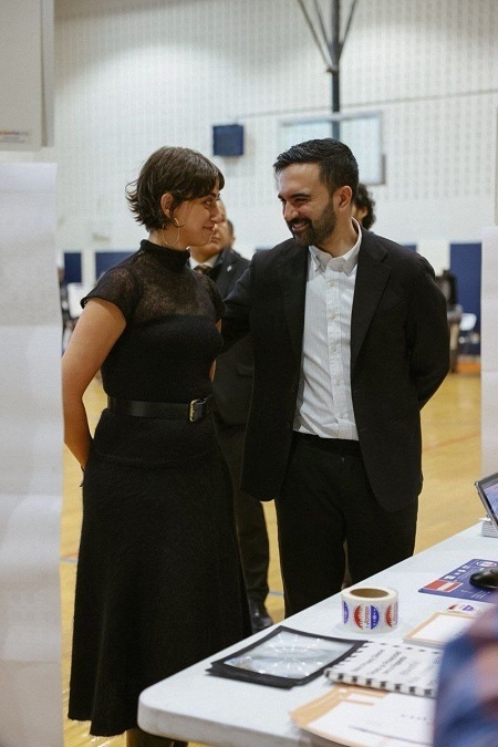 عکس | حجاب همسر زهران ممدانی اولین شهردار مسلمان و شیعه نیویورک