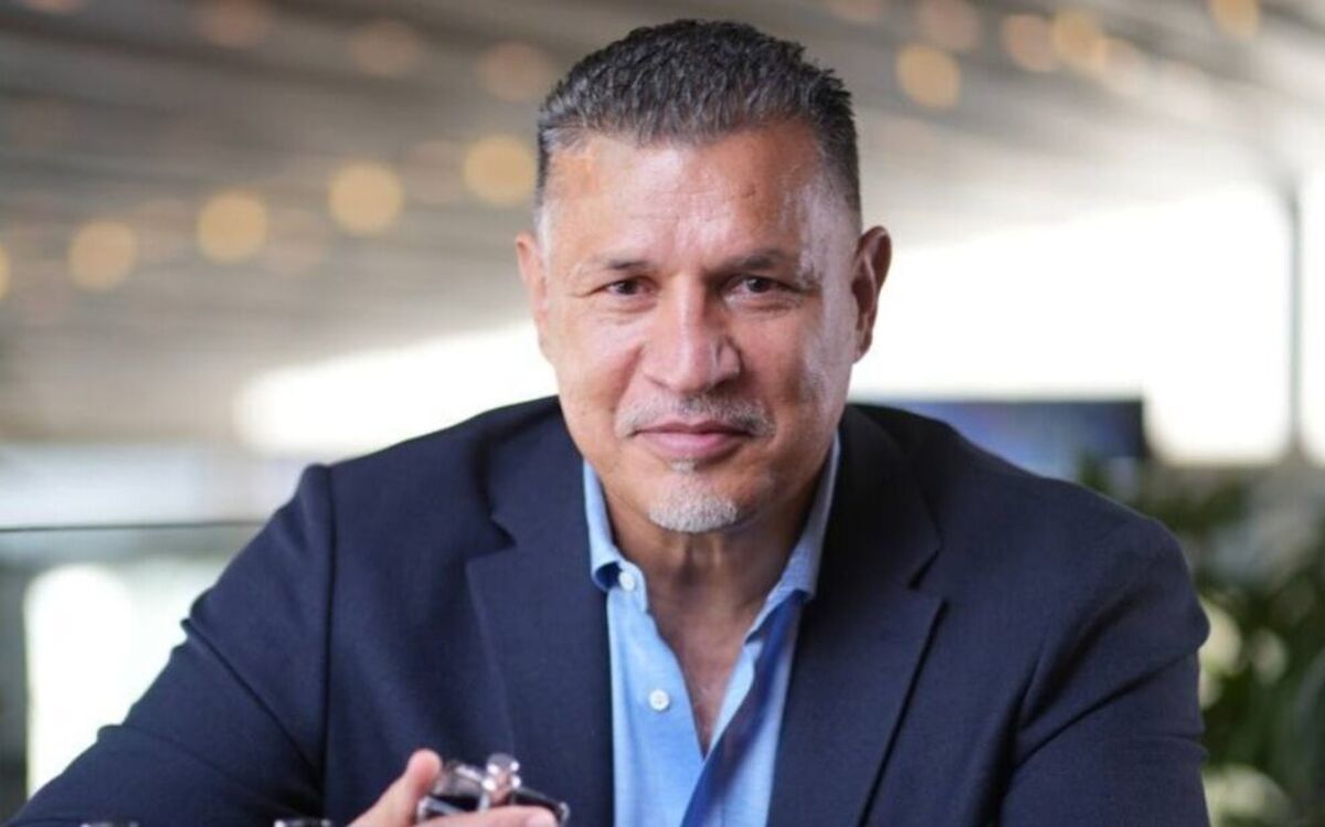 علی دایی: ولیعهد کویت گفت در کشور ما قدم بزن و پول بگیر