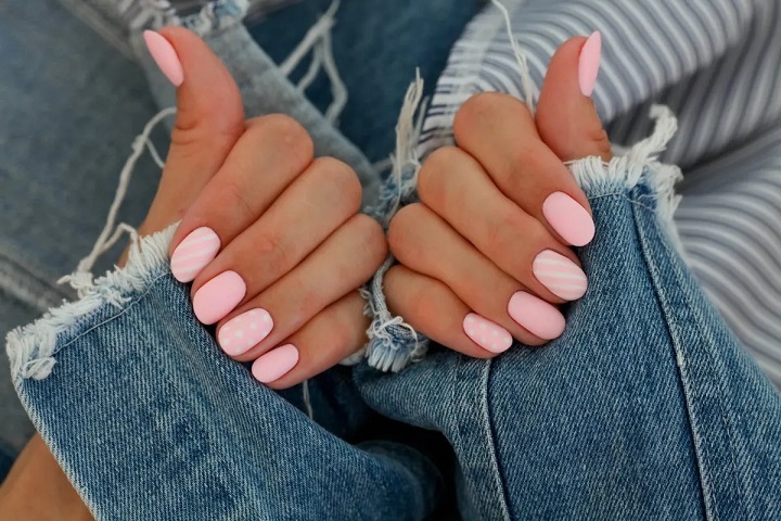 چه رنگ لاکی به پوست گندمی میاد؟ راهنمای انتخاب لاک برای پوست سبزه چه رنگ لاکی به پوست گندمی میاد؟ راهنمای انتخاب لاک برای پوست سبزه