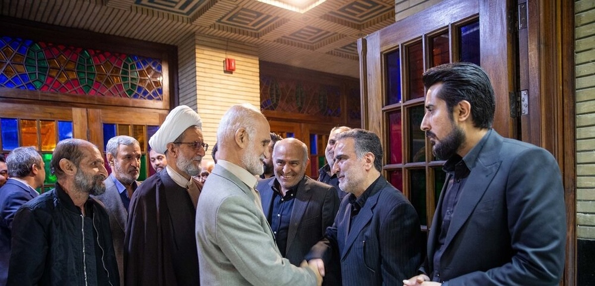 کنایه زیدآبادی به بازگرداندن تاجزاده به زندان